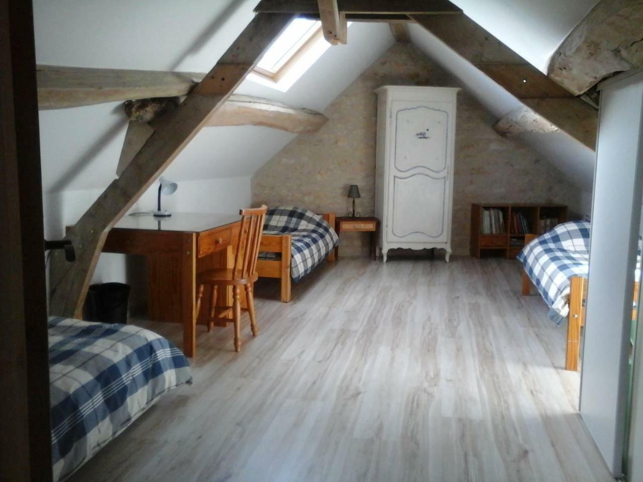 Ancienne Maison Des Templiers Gouillons Buitenkant foto